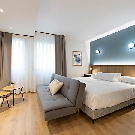 Aparthotel Colon 27