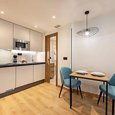 Colon 27 Aparthotel Palencia