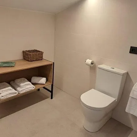 Colon 27 公寓式酒店 4*